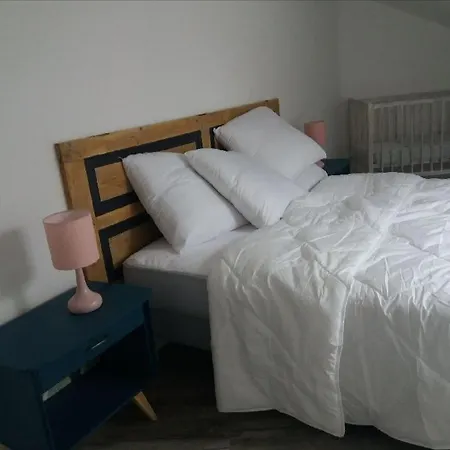 Appart Lumineux proche toutes commodités Souvigny Extérieur photo